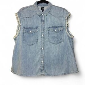 GAP VTG 90s Inspired Light Blue Chambray Denim Cut-Off Button-Down Vest — LARGE
